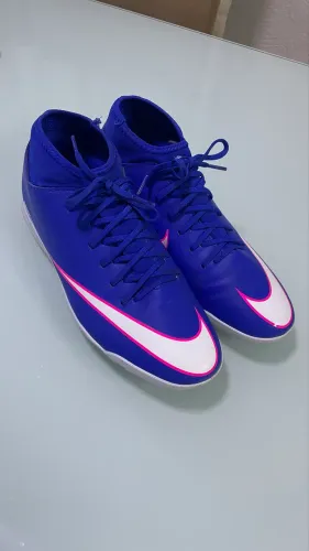 Chuteira Nike Society