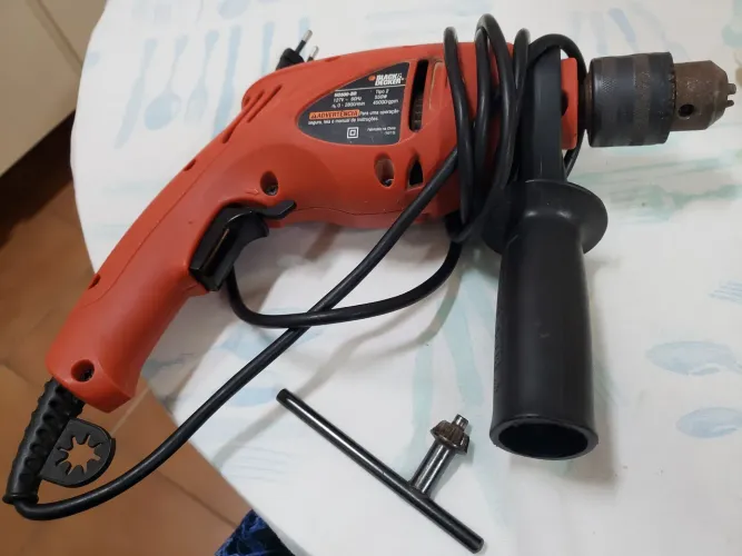 Furadeira Black&Decker 