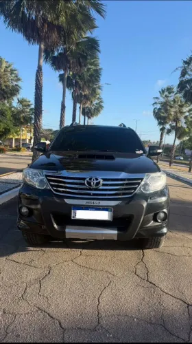Toyota Hilux SW4 SRV D4-d 4X4 3.0 TDI Dies. AUT 2013