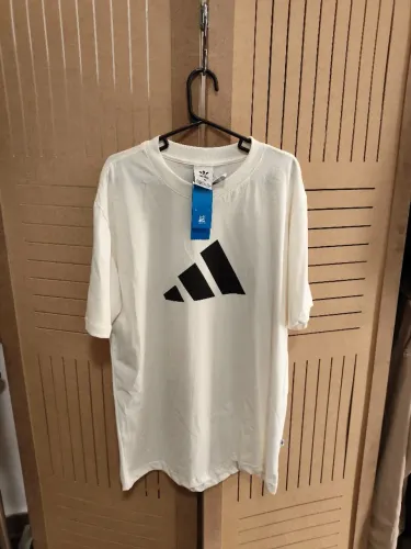 Camiseta Adidas inspiração branca - Escolhe seu tamanho
