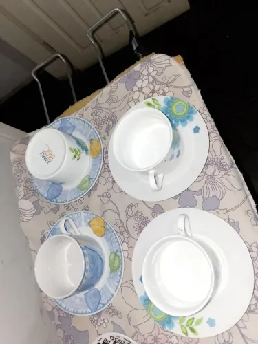 Desapego total 2 conjunto de canecas ,64.90 valor a combinar lindas e noas