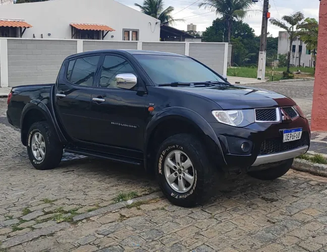 Mitsubishi L200 Triton HPE 3.2 CD TB Int.diesel AUT 2012
