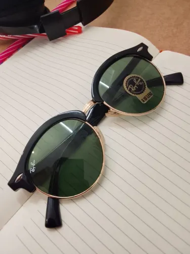 Vendo óculos Rayban original nunca usado
