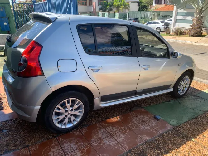 Renault Sandero Privilège Hi-flex 1.6 8V 5P 2009