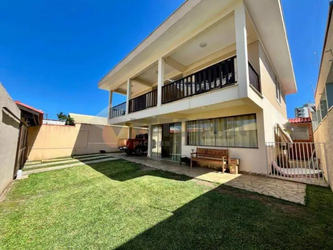 Sobrado Residencial / Indaiá