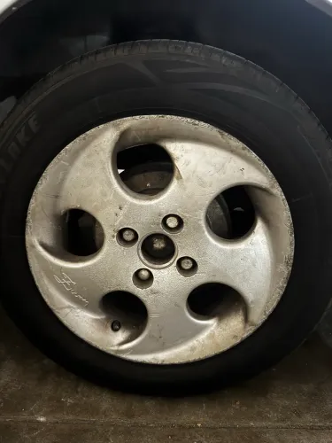 Vendo Rodas 14 LUMMY Magnésio