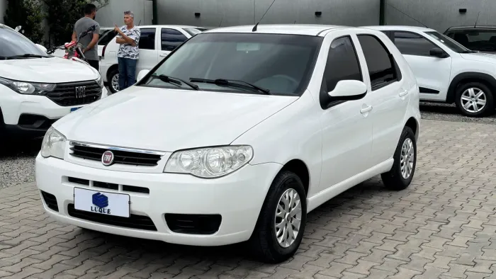 Fiat Palio Celebration 1.0 Fire Flex 8V 4P 2015