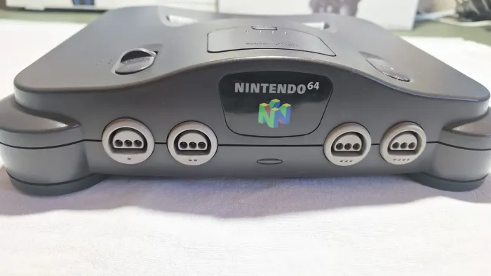 Nintendo 64 impecável 