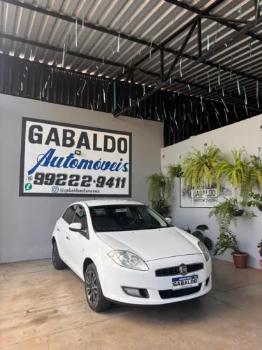 Fiat Bravo Essence 1.8 Flex 16V 5P 2014