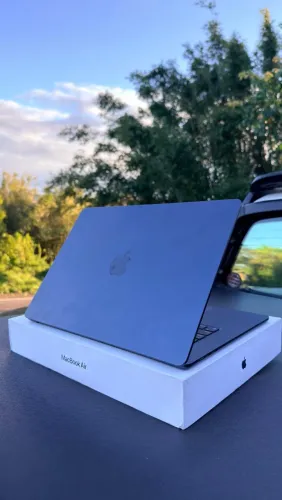 MacBook Air M2 tela 15.3