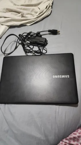 Notebook Samsung NP300E5M i5 4gb 500GB