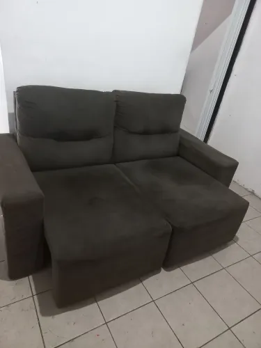 Sofá retrátil dois lugares