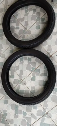 Pneu tecnic dianteiro 2,75/18 raio 18