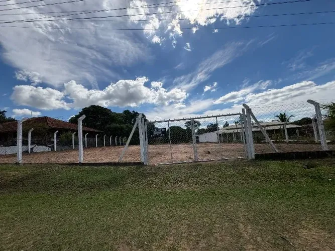Terreno de 2.100m² no Big Valley em Cajuru: amplo, plano e ótimo para investir