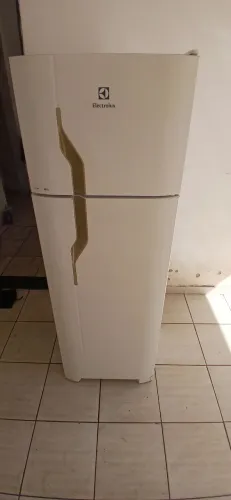 Geladeira Electrolux Defrost