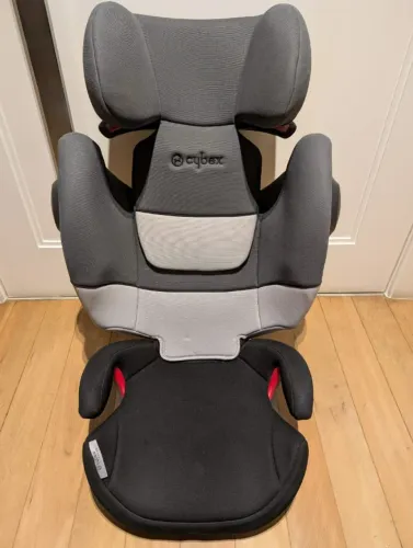 Cadeirinha de carro da marca Cybex (Alemanha)