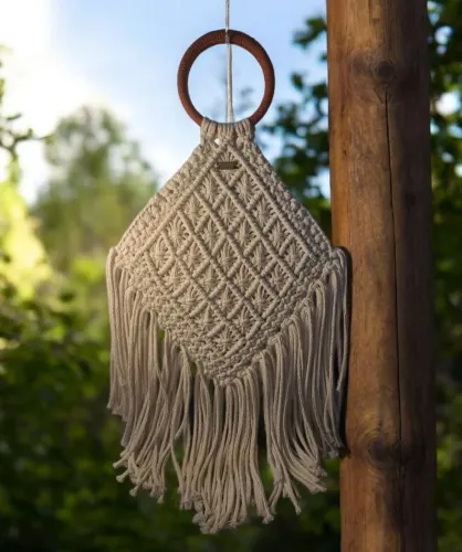Bolsa de praia em macramê na cor cru