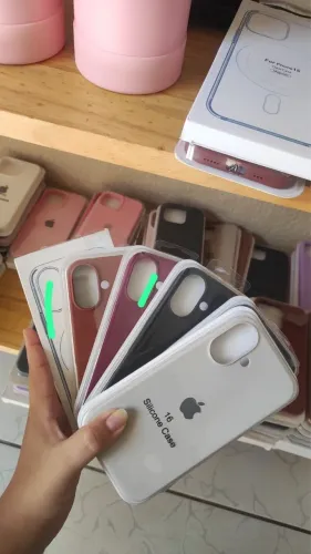 Capinha iPhone 16
