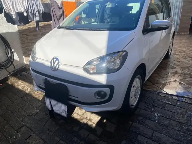 Volkswagen Up! Black/white/red 1.0 T. Flex 12V 5P 2014