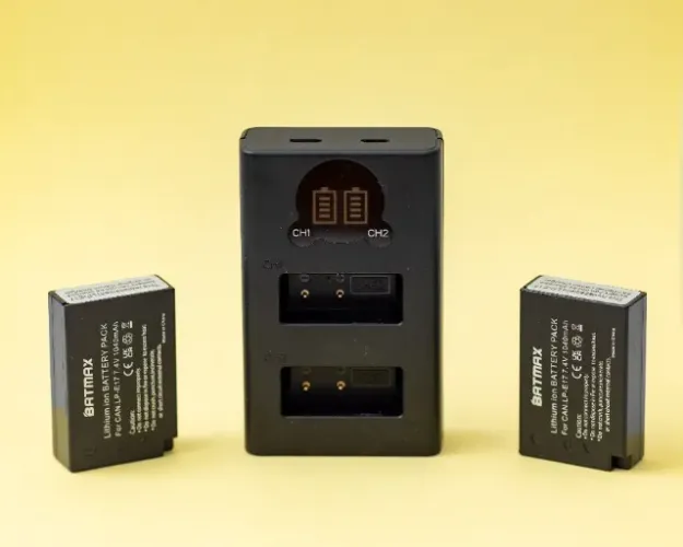 Carregador Duplo LP-E17 USB + 2 Baterias Batmax (NÃO CARREGA NA CÂMERA)