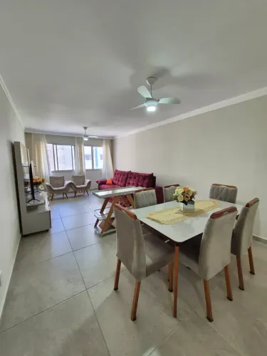 Apartamento para Venda na quadra da praia - Gonzaga - Santos - SP.