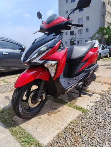 Moto scooter Honda Elite 125
