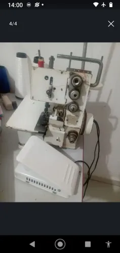 Máquina Overlock chinesinha