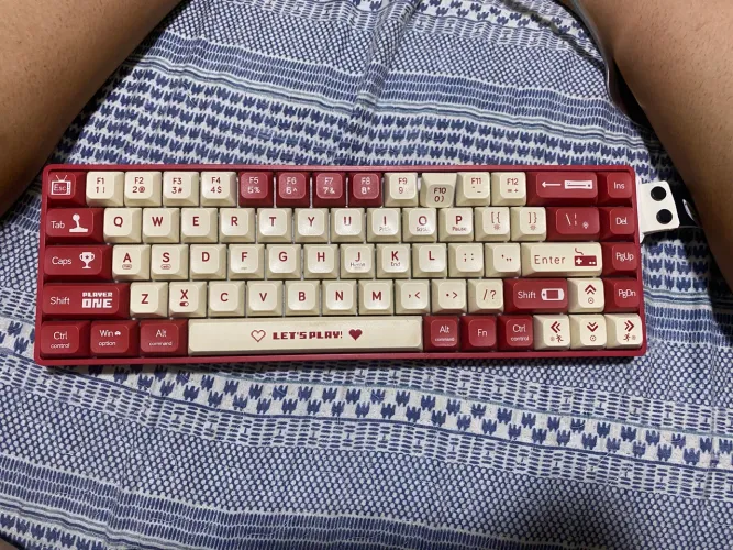 Teclado Mecânico Gamer Ajazz AK680 Com Fio Red Switch RGB QWERTY Inglês