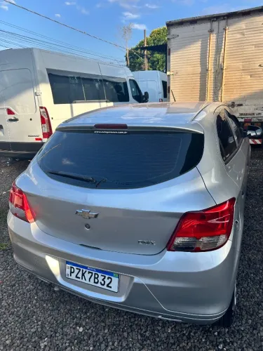 Chevrolet Onix JOY Hatch 1.0 8V Flex Mec. 4P 2018