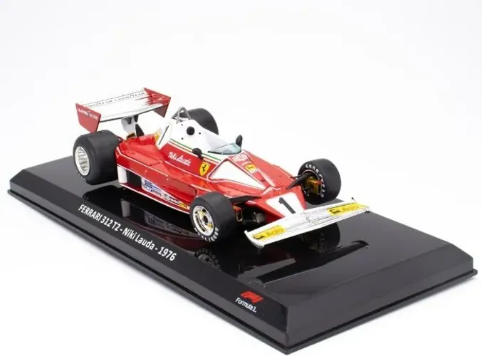 Miniatura F1 1/24 Ferrari 312 T2 1976 - Niki Lauda - Nova / Lacrada