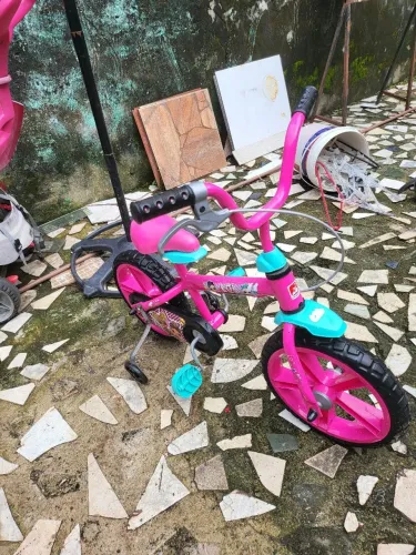 bicicleta infantil LOL