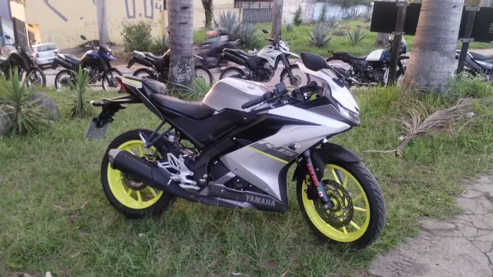 R 15 2024 km 5800 v 20300