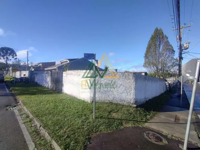Terreno à venda no bairro Vila Vicente Macedo