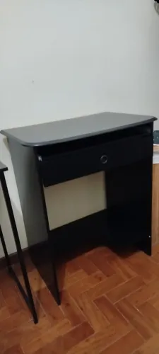 Escrivaninha para Notebook Prática com Gaveta