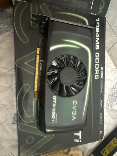 Placa de Vídeo GTX 550ti EVGA