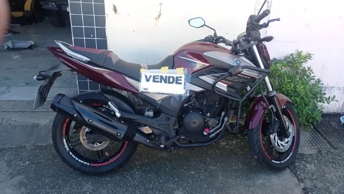 Vendo Fazer 250