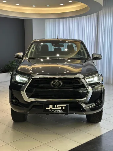 Toyota Hilux CD SRX 4X4 2.8 TDI 16V Diesel Aut. 2021