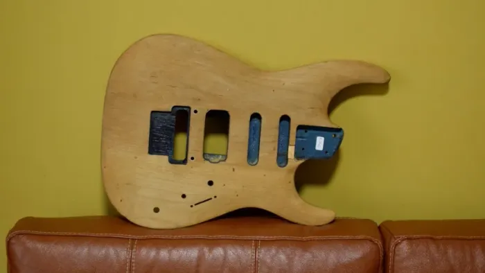 Corpo para guitarra Super Strato Yamaha HSS maple (C302)