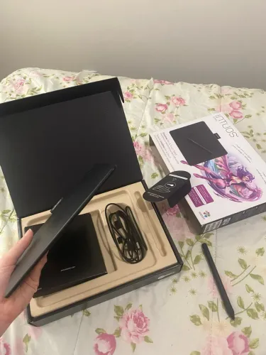 Mesa Digitalizadora intuos comic wacom