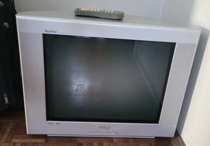 TV de tubo Philco 21 polegadas