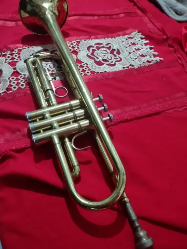 Trompete Blaver Bb pistões excelentes aceito trocas