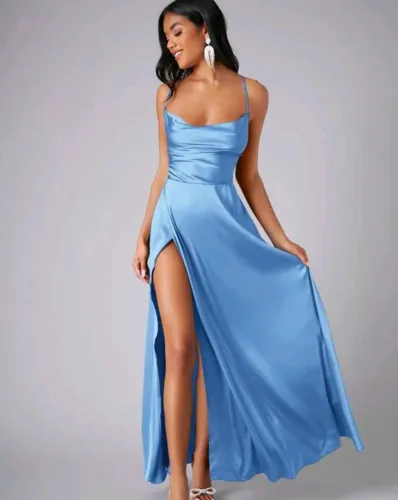 Vende se vestido de festa 
