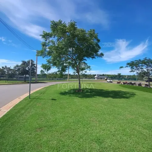 Terreno Condomínio Terras Alpha 2. 300,44 m² Excelente Localização - Pronto Para Construir