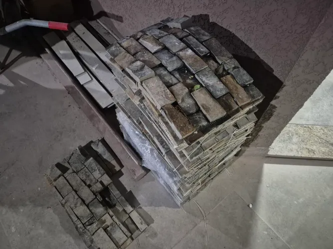 28 peças de Mosaico Telado de Pedra Ferro 30 cm X 50cmo