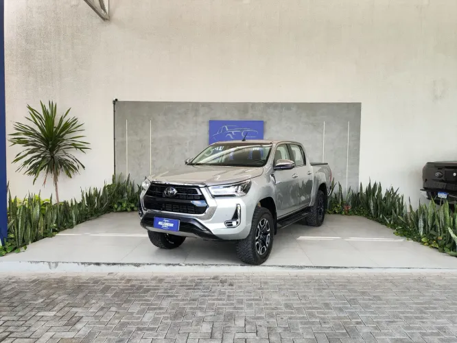 Toyota Hilux CD SRX 4X4 2.8 TDI 16V Diesel Aut. 2021