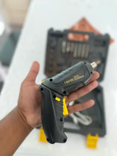 Parafusadeira E Furadeira ELÉTRICA