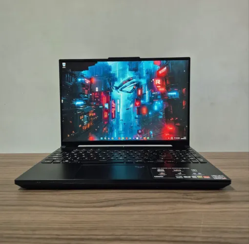 Notebook Gamer Asus TUF Gaming A16 32GB DDR5 1TB SSD 165hz R7 7735HS RX 7700s