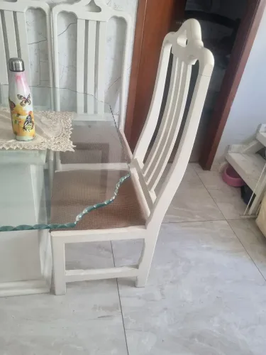 Venda de mesa colonial em perfeito estado