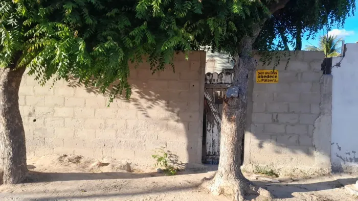 Vende-se essa casa