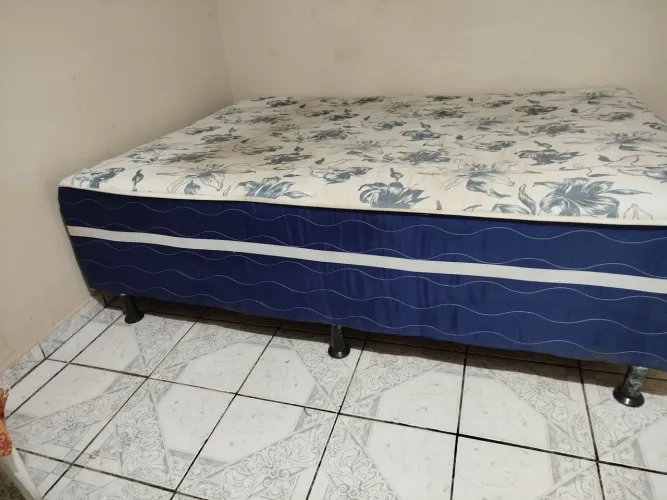 Cama de Casal (No precinho) 